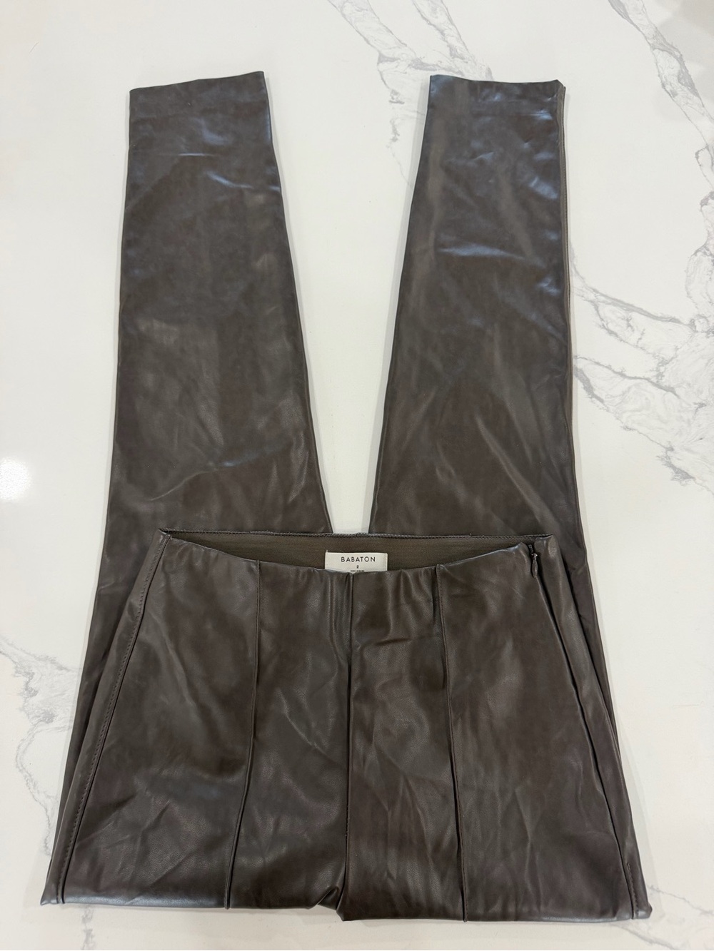 Aritzia Babaton Command Vegan Leather Pants Brown Size 2 High Rise Straight